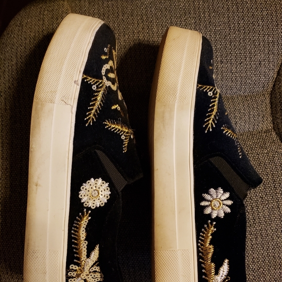 Carlos Santana embroidered velvet sneakers - Picture 2 of 3
